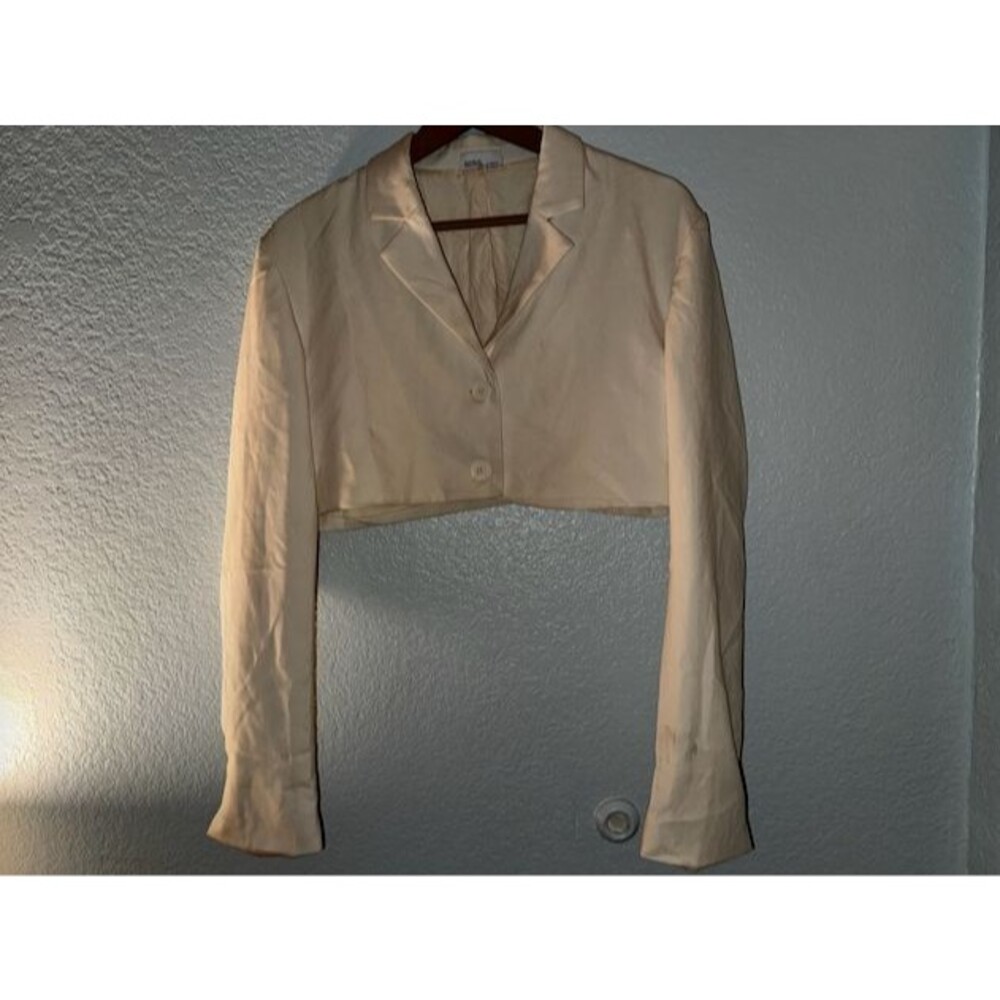 Danielle Bernstein cropped blazer Vanilla/Cream color-SIZE SMALL